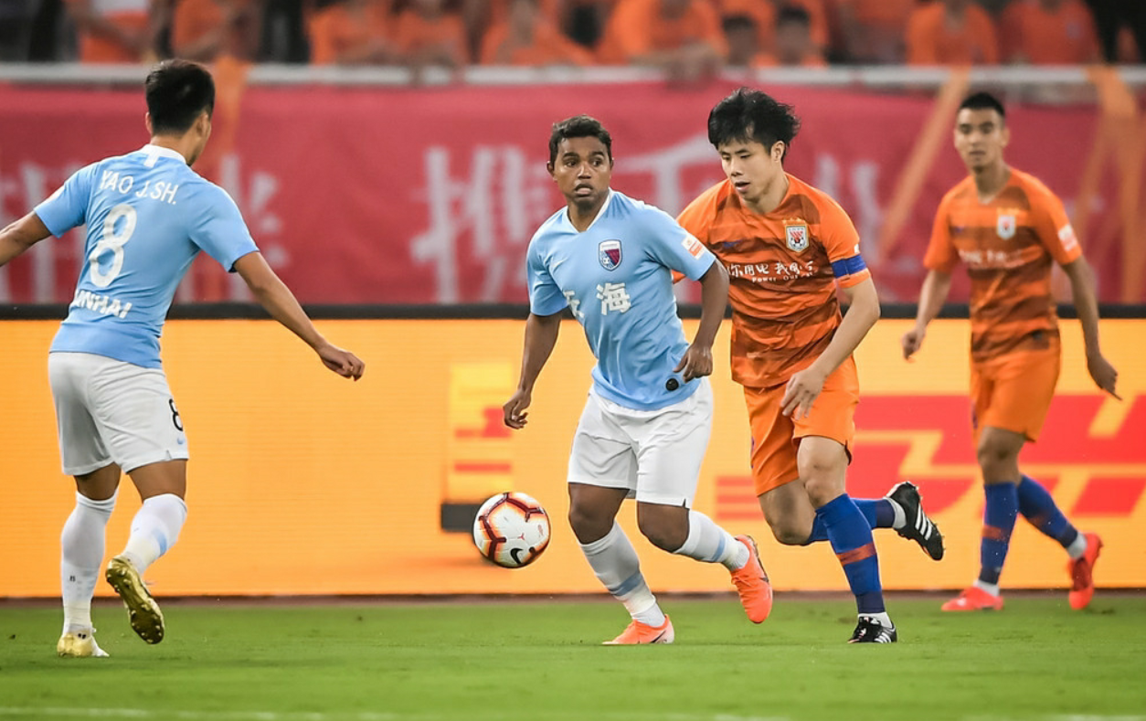 北京首钢围绕中超迎来里程碑今晚浙江稠州官宣签约——荷甲节点到来，风云突变广厦男篮转会期扳平良机瞬间刷屏的简单介绍