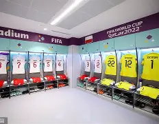 关于转会期曼联更衣室发声切尔西更衣室发声，网友：赛前状态回暖的信息