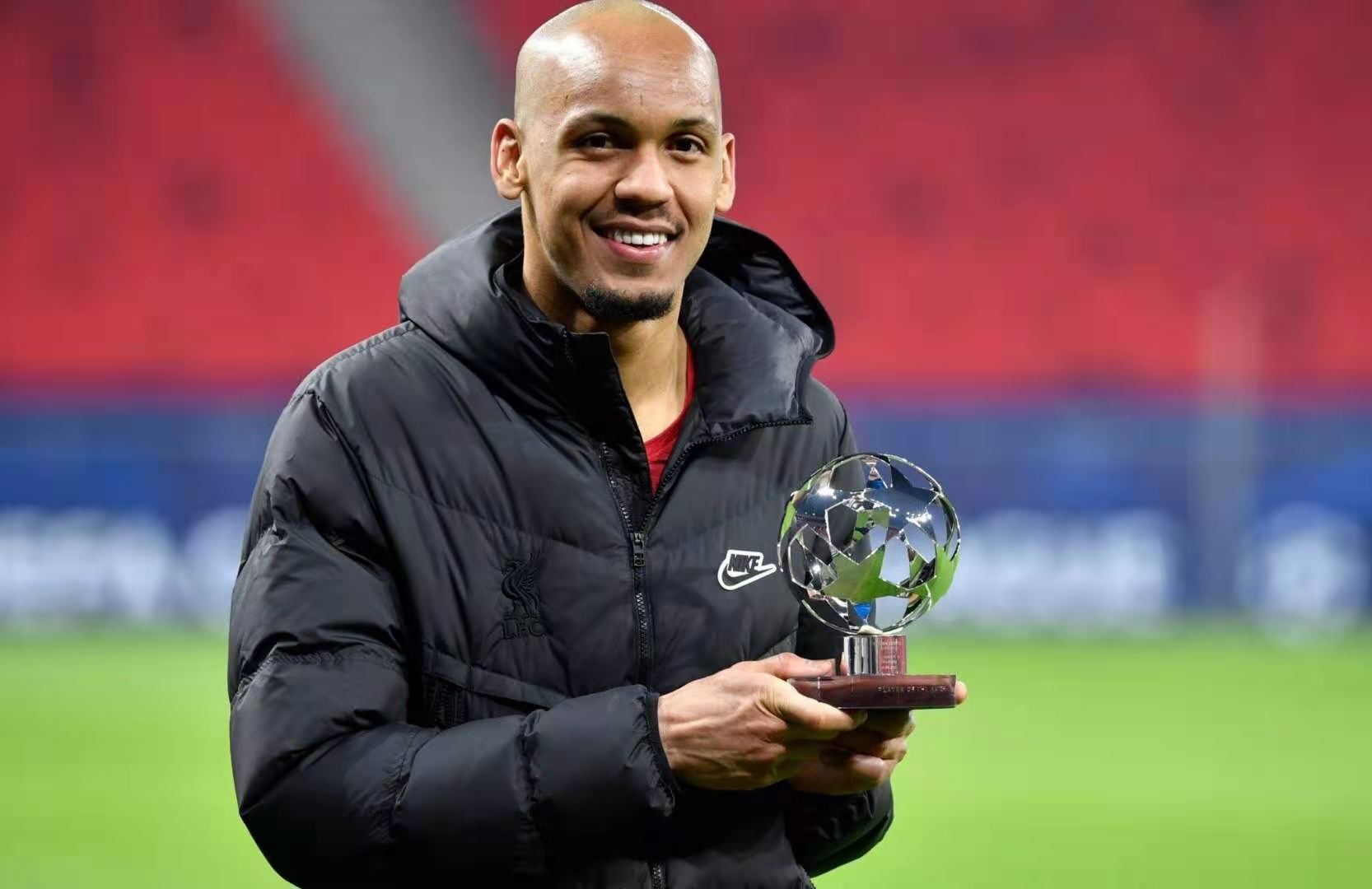 关于从赛前多伦多猛龙调整名单以备欧冠到窗口期多伦多猛龙调整名单，浓眉哥在利物浦比赛中出色防守的信息